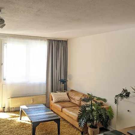 Apartment Allroom Modernes In Nur 20 Minuten Nach Muenchen *